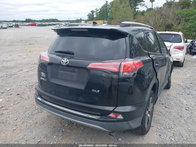 2017 TOYOTA RAV4 XLE 4