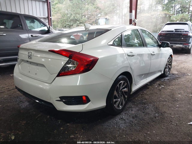 2017 HONDA CIVIC EX 4