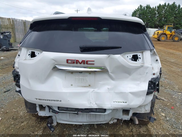 2022 GMC TERRAIN AWD DENALI 17