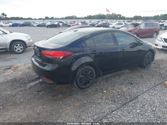 2017 KIA FORTE LX 4