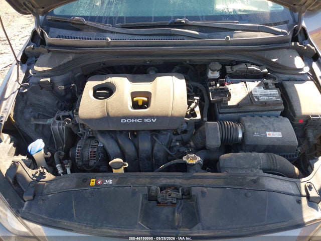 2018 HYUNDAI ELANTRA SE 10