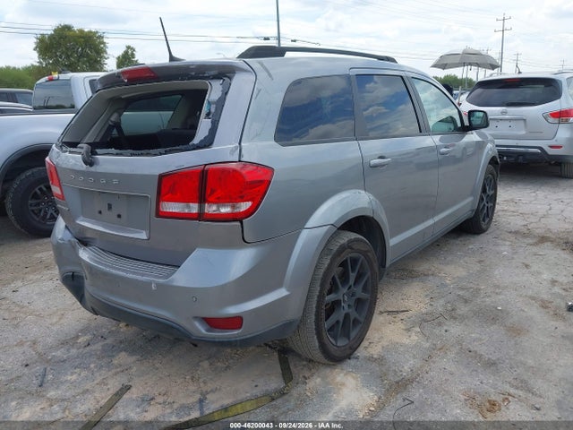 2019 DODGE JOURNEY SE 4