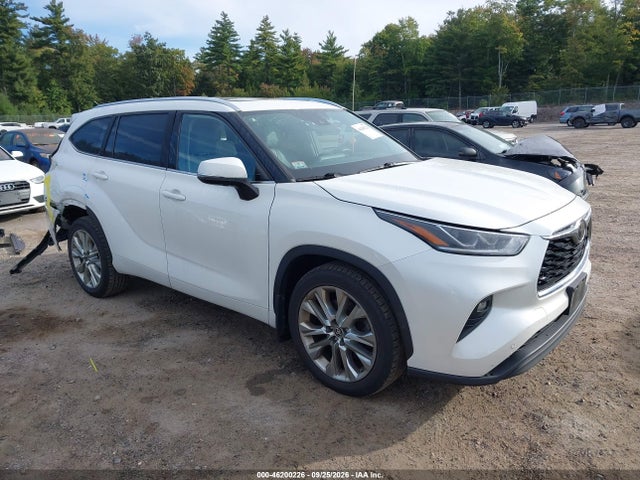 2020 TOYOTA HIGHLANDER LIMITED