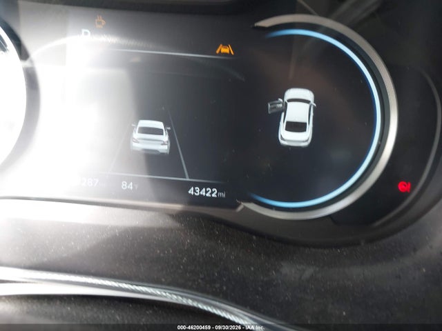 2025 GENESIS G70 2.5T AWD 15