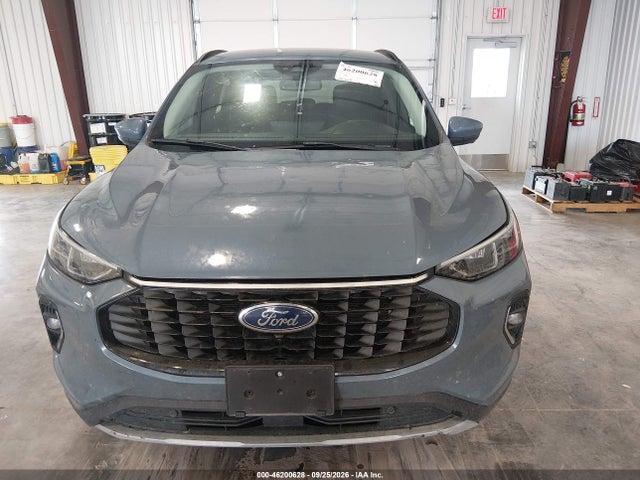 2023 FORD ESCAPE PLATINUM 12