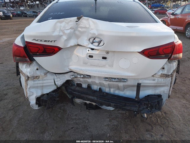 2019 HYUNDAI COMPLEMENTOS DECORATIVOS SE 6