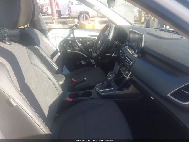 2021 KIA SELTOS S 5