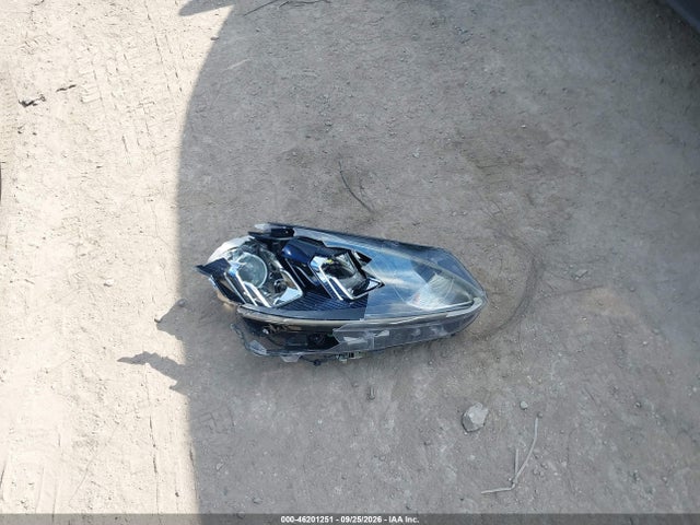2020 FORD ESCAPE SE 12