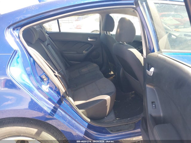 2017 KIA FORTE LX 8
