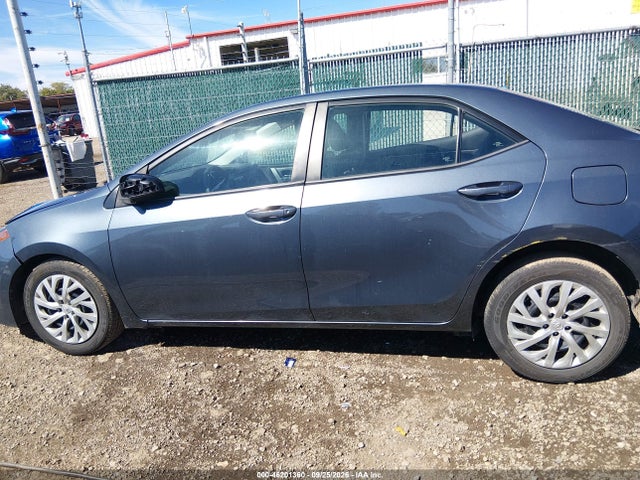 2018 TOYOTA COROLLA LE 15