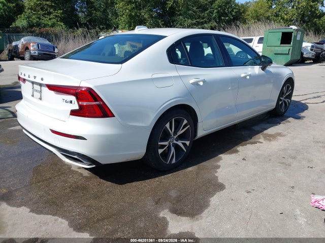 2019 VOLVO S60 T6 R-DESIGN 4