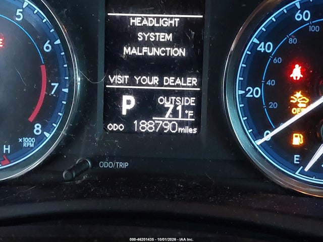 2018 TOYOTA COROLLA LE 15