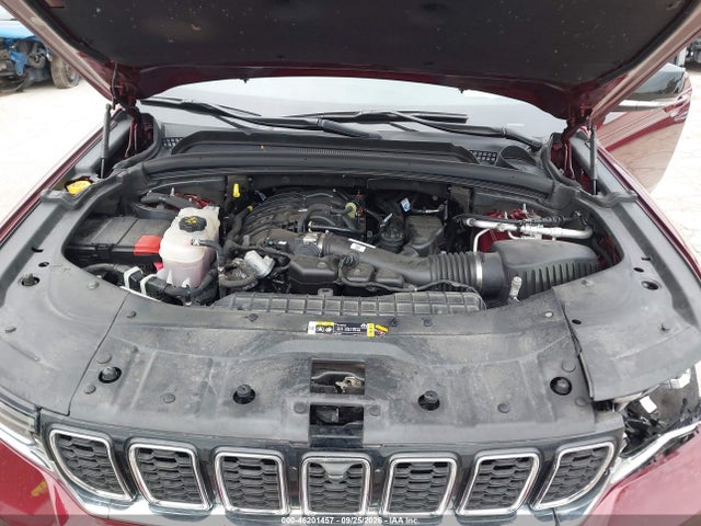 2023 JEEP GRAND CHEROKEE LIMITED 4X4 10