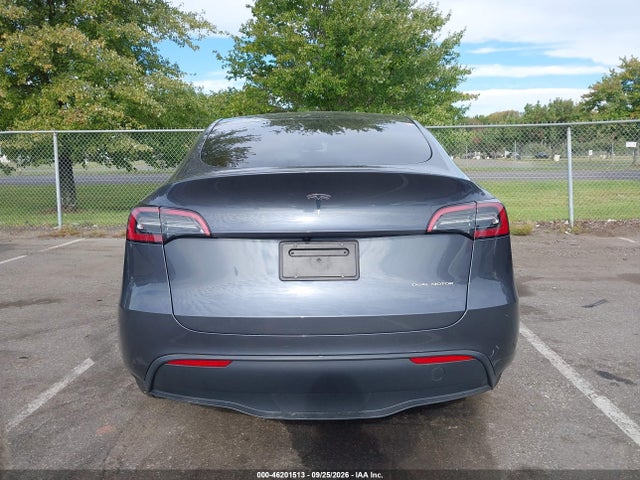 2023 TESLA MODEL Y AWD/LONG RANGE 13
