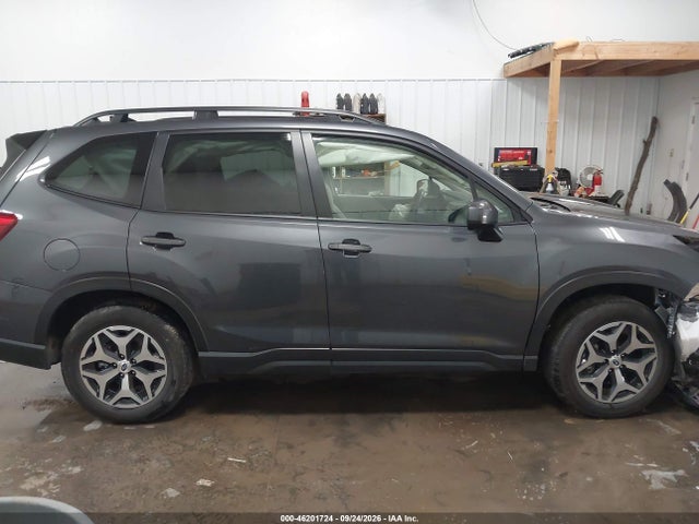 2024 SUBARU FORESTER PREMIUM 13