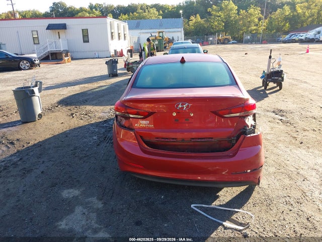2018 HYUNDAI ELANTRA SEL 16