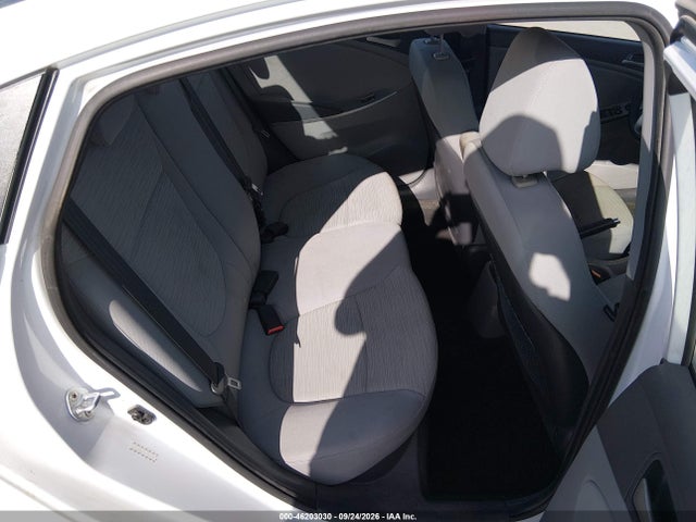 2017 HYUNDAI ACCENT SE 8