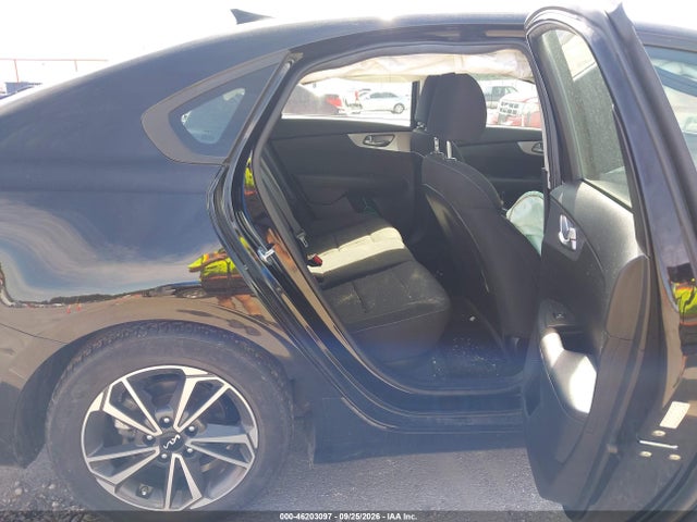 2022 KIA FORTE 8