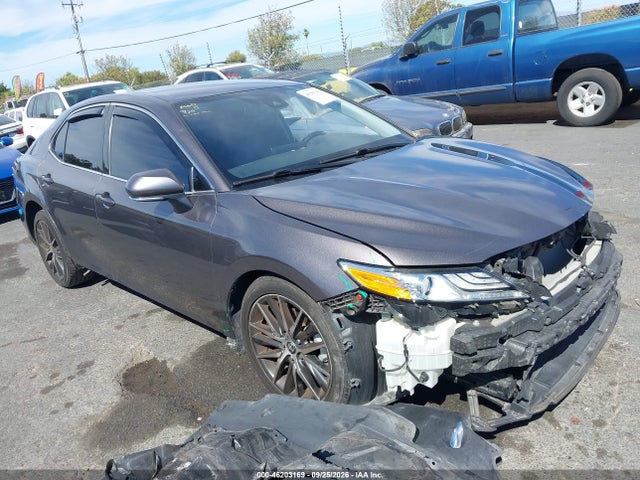2021 TOYOTA CAMRY XLE