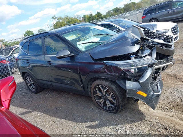 2021 KIA SELTOS EX 13