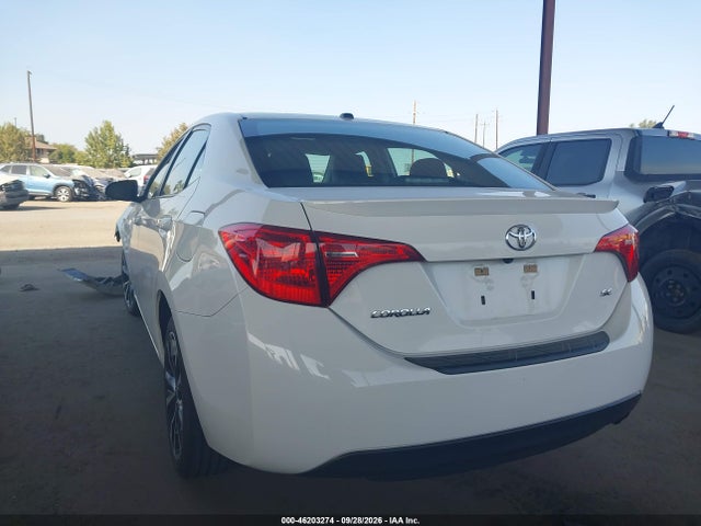 2017 TOYOTA COROLLA SE 3
