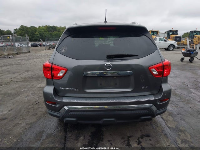2018 NISSAN PATHFINDER SV 17