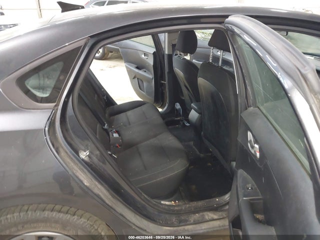 2021 KIA FORTE FE 8