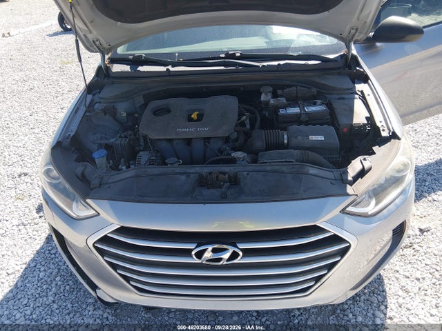2017 HYUNDAI ELANTRA SE 10