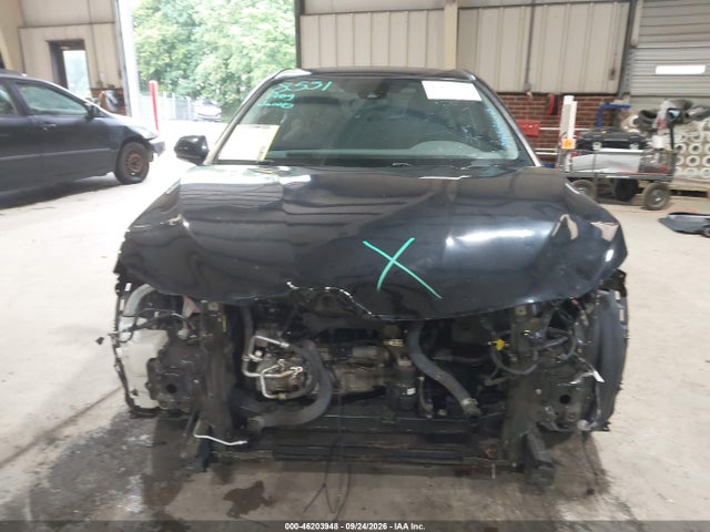 2019 TOYOTA CAMRY LE 13
