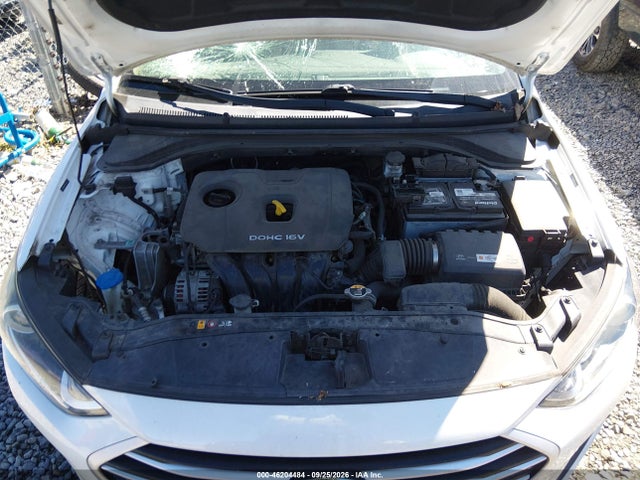 2017 HYUNDAI ELANTRA SE 10