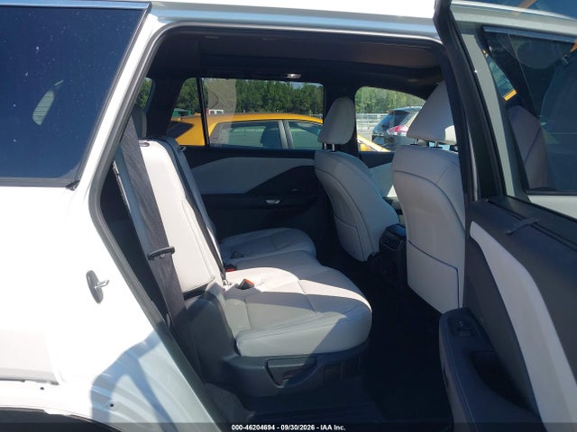 2025 LEXUS TX 350 LUXURY 8