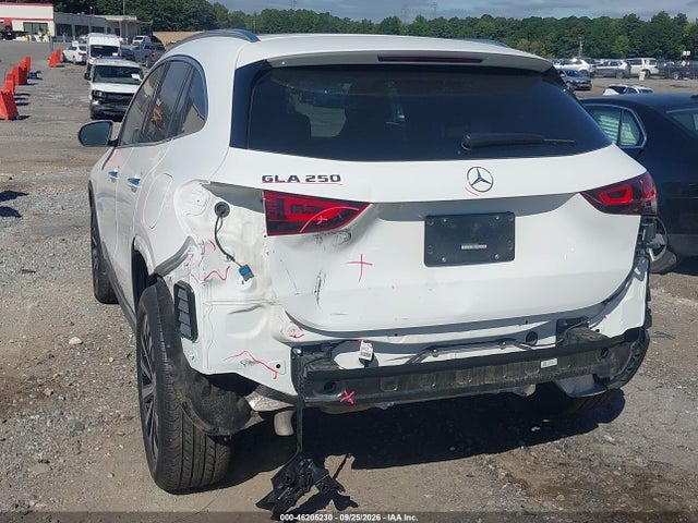 2023 MERCEDES-BENZ GLA 250 18