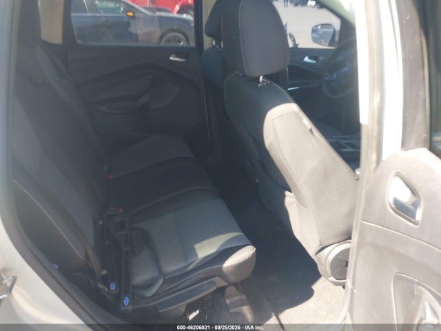 2017 FORD ESCAPE SE 8