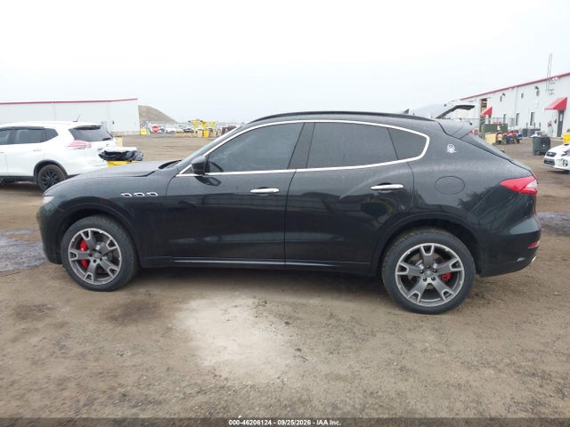 2017 MASERATI LEVANTE S 14