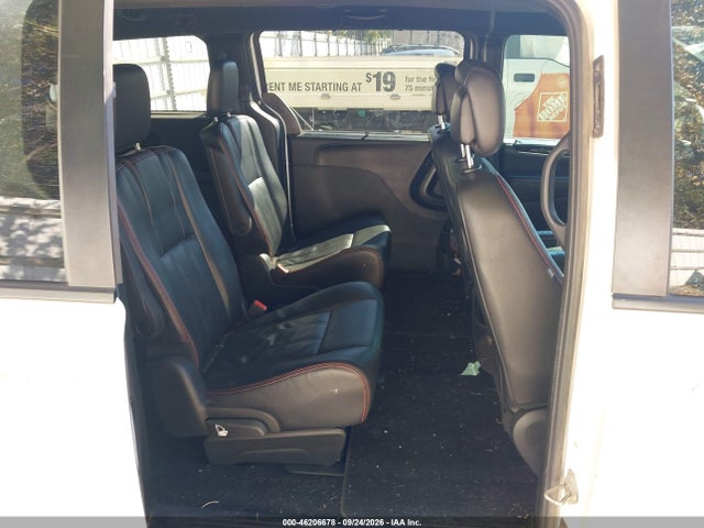 2018 DODGE GRAND CARAVAN GT 8