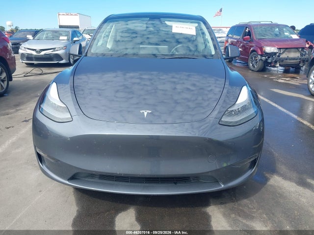 2023 TESLA MODEL Y AWD/LONG RANGE 11