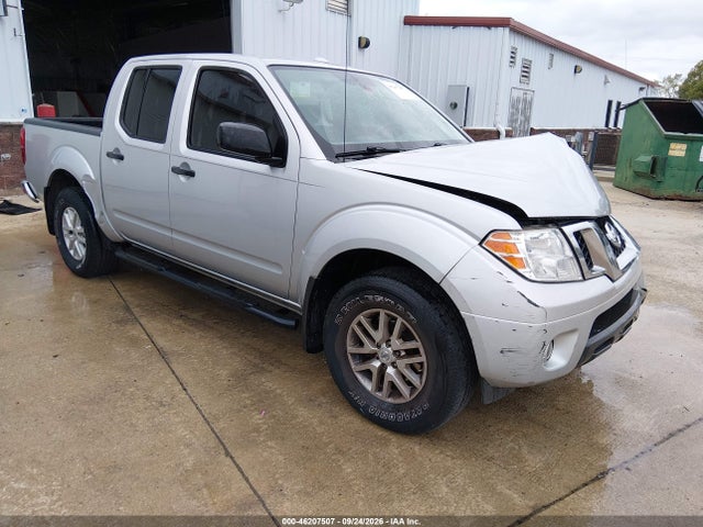 2017 NISSAN FRONTIER SV
