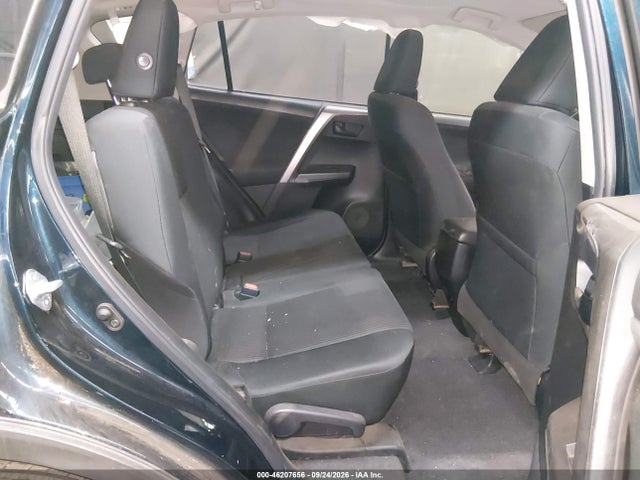 2017 TOYOTA RAV4 LE 8