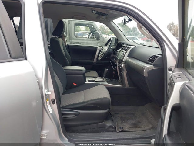 2019 TOYOTA 4RUNNER SR5 5