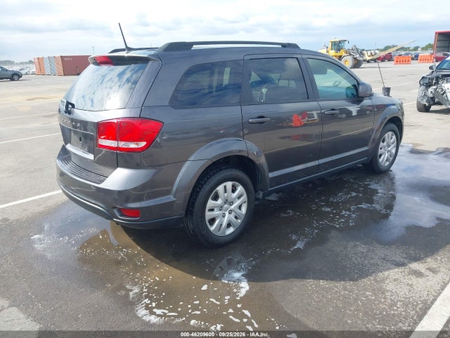 2019 DODGE JOURNEY SE 4