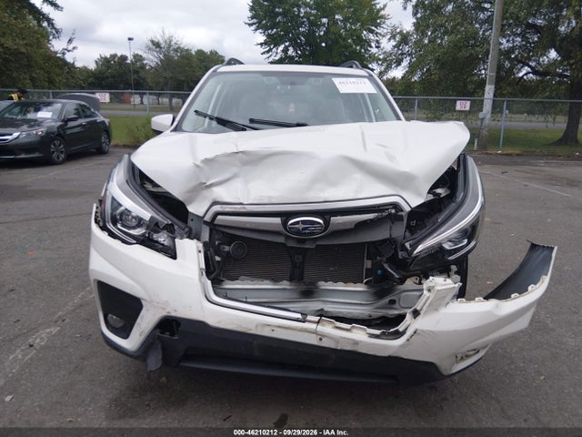 2019 SUBARU FORESTER PREMIUM 12