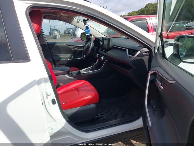 2021 TOYOTA RAV4 XLE 5