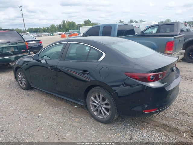 2022 MAZDA MAZDA3 2.0 3