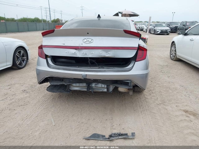 2022 HYUNDAI SONATA SE 22