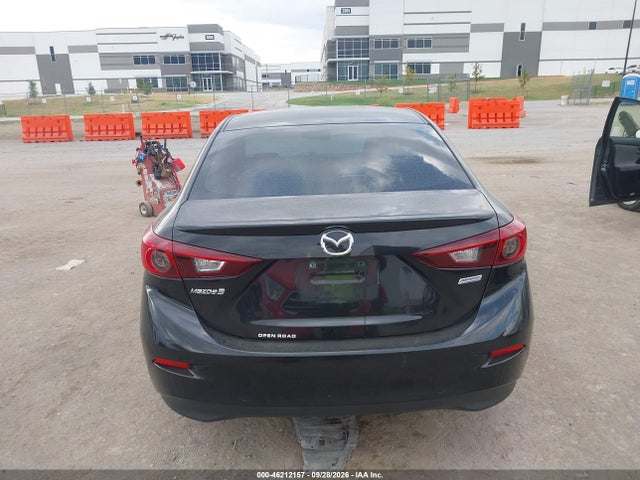 2018 MAZDA MAZDA3 TOURING 16