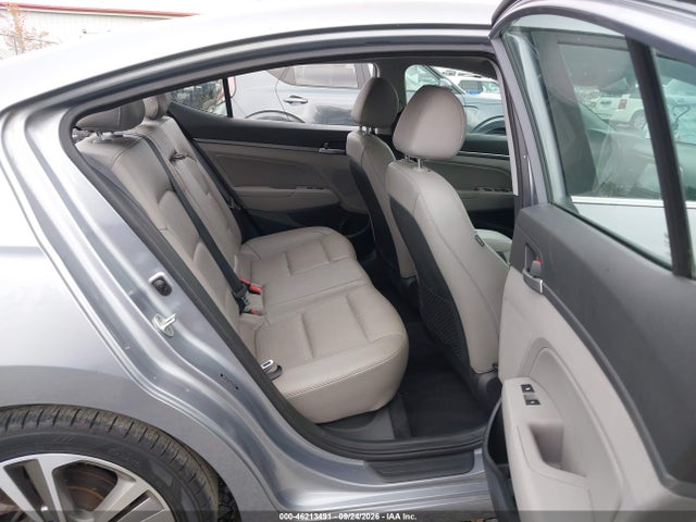 2017 HYUNDAI ELANTRA LIMITED 18