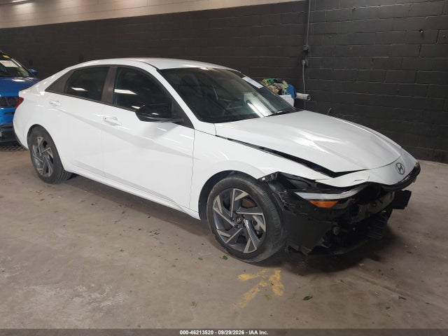 2025 HYUNDAI ELANTRA SEL SPORT