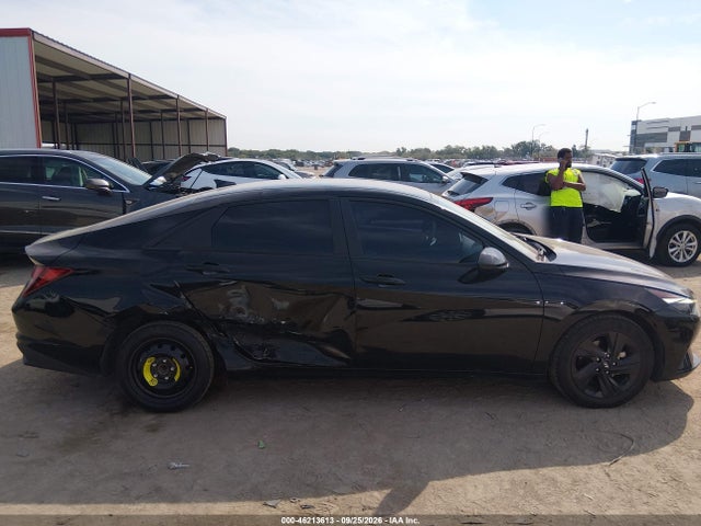 2021 HYUNDAI ELANTRA SEL 13