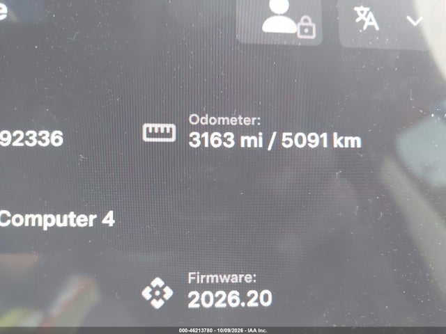 2026 TESLA MODEL Y 16