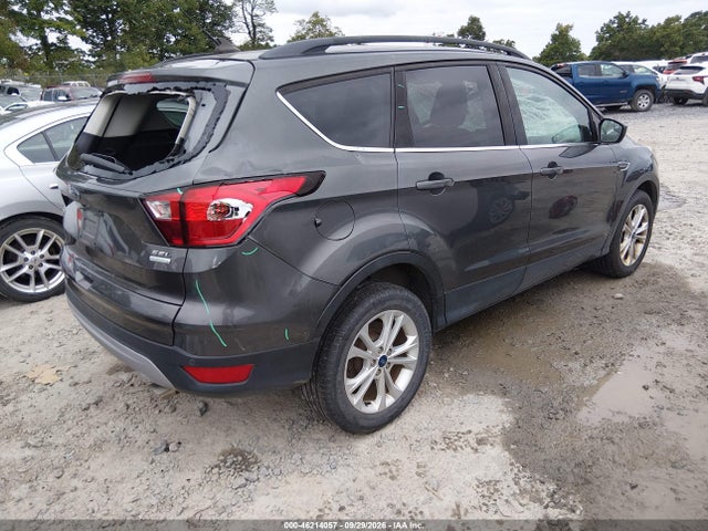 2019 FORD ESCAPE SEL 4